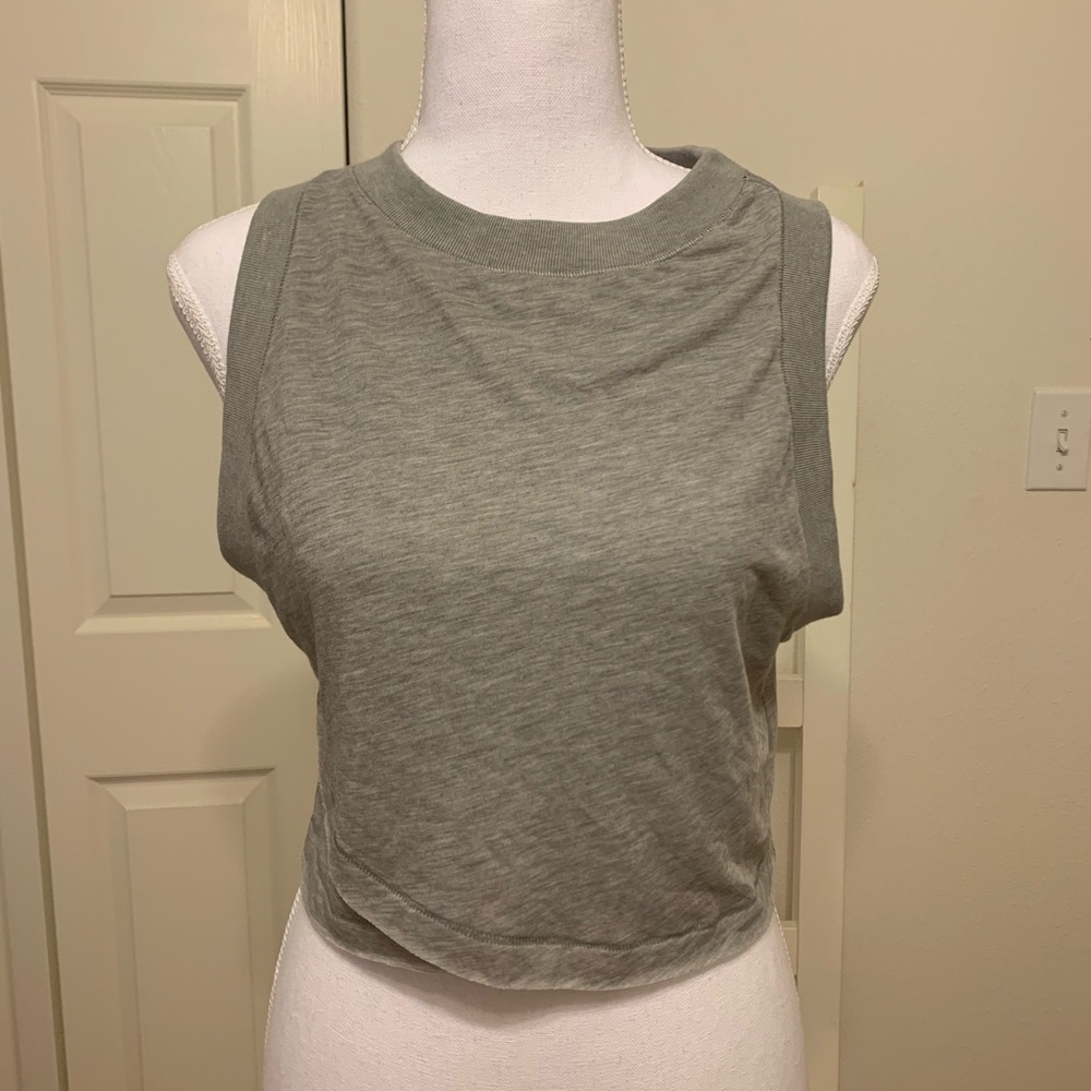 Gray crop tank